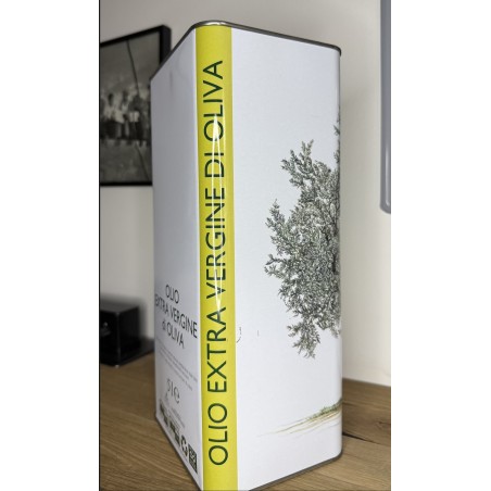 Le goût du naturel en grand format : 5 litres d'huile d'olive artisanale pour toute la famille.